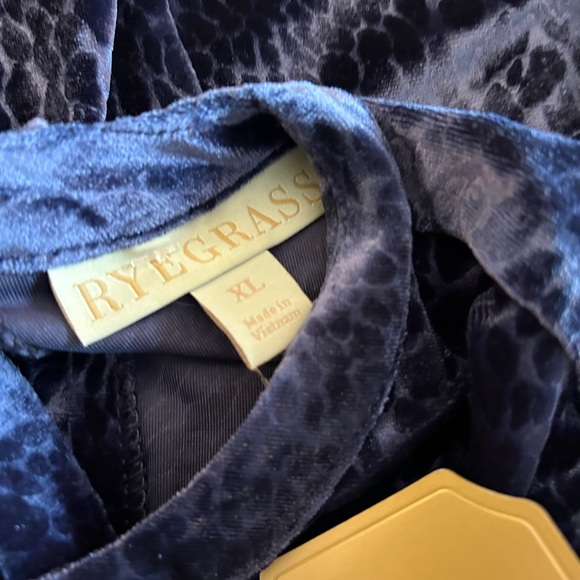 RYE70 Great dress for fall and upcoming holiday season pretty blue - Picture 3 of 5